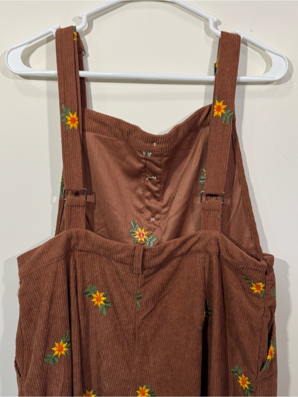 NWT Cider Corduroy Ditsy Floral Embroidered Wide leg Jumpsuit - Picture 7 of 10
